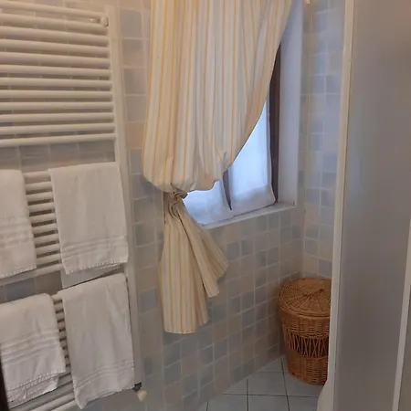 Residenza Erbaluna Apartahotel 3*