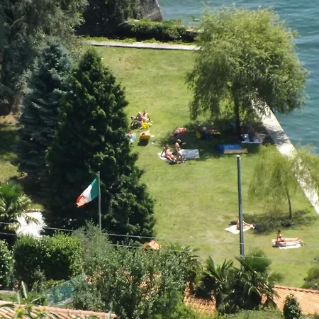 アパートホテル Residenza Erbaluna オッジェッビオ