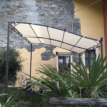 Residenza Erbaluna מלון דירות
