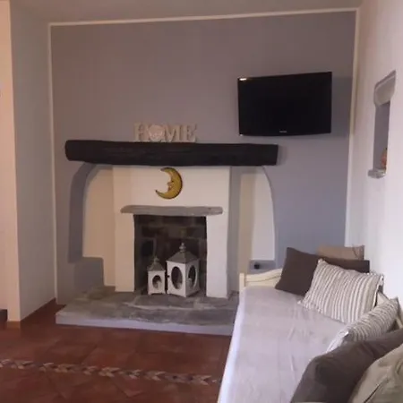 Residenza Erbaluna מלון דירות 3*