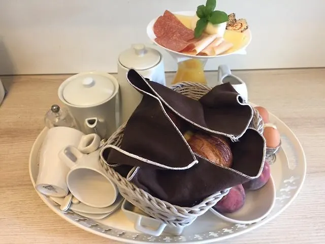 艾巴鲁娜住宿酒店 公寓式酒店 奥杰比奥