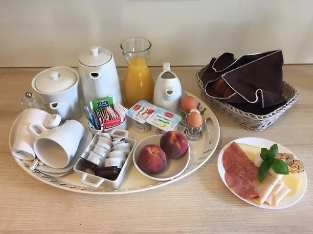 艾巴鲁娜住宿酒店