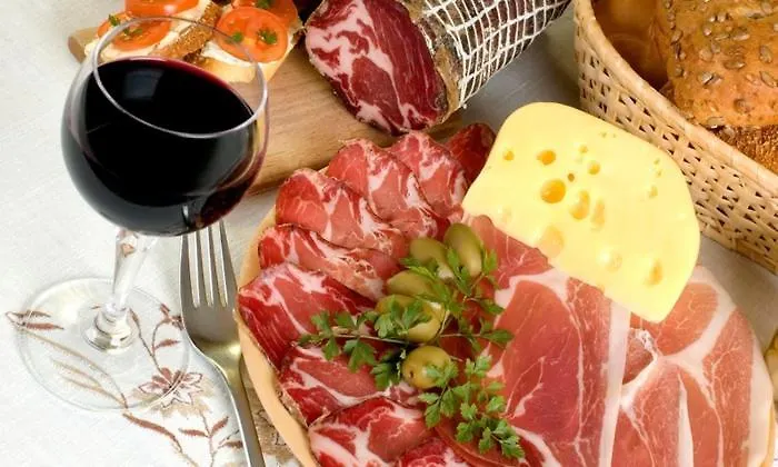 公寓式酒店 艾巴鲁娜住宿酒店 3*